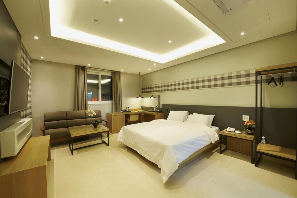 Hotel B Gwangju Metropolitan City Exterior photo